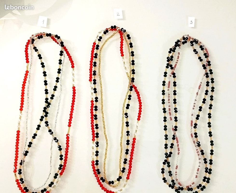 Chaîne de taille Baya transparente ou bleue - Bijou africain moderne