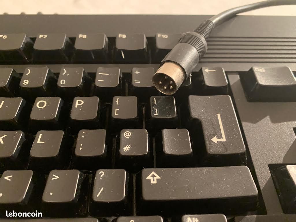 Clavier Commodore Amiga CDTV (image 7)