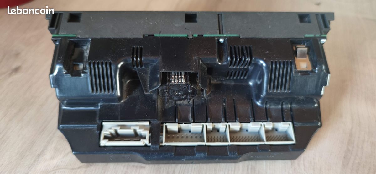 Commande de climatisation Climatronic Audi A6 (image 2)
