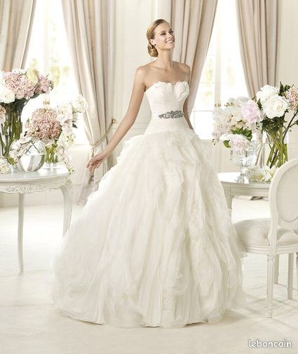 Robe de mariée Benicarlo de Pronovias (image 4)