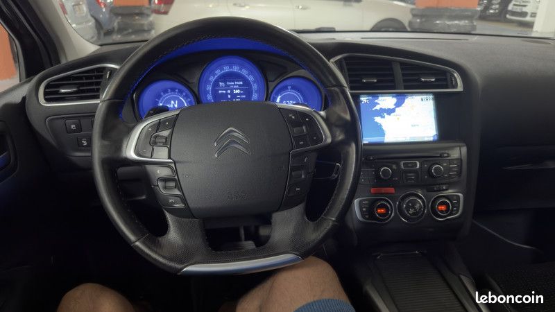 Citroen C4 1.6 E-HDI 112 FAP EXCLUSIVE AUTOMATIQUE (image 19)