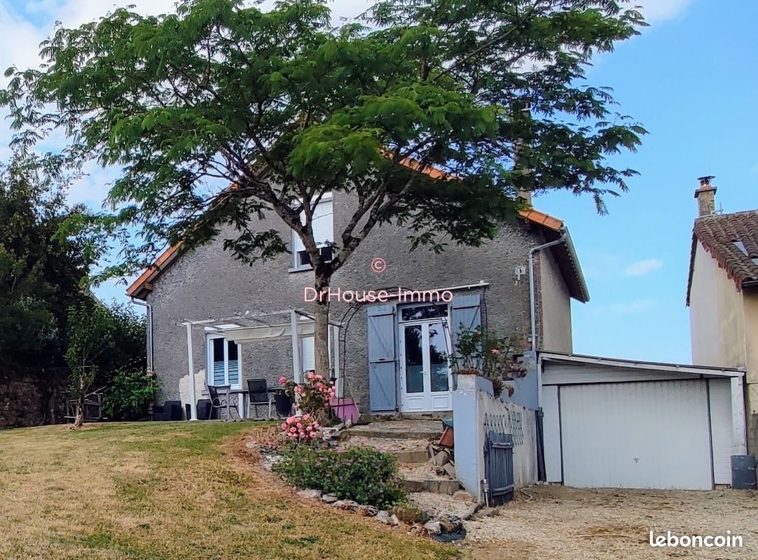 Maison 9 pièces 133 m² · à Availles-Limouzine · 133 m² · 141 000 €