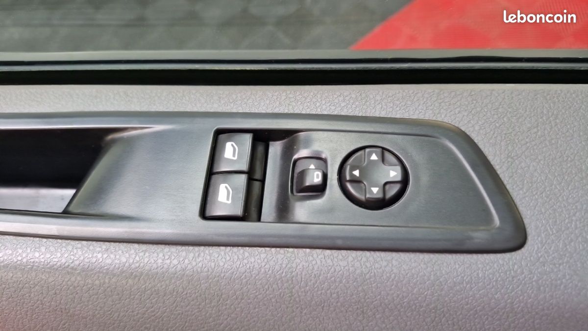 Citroën Jumpy Taille M BlueHDi 120 S&S BVM6 Club (image 20)