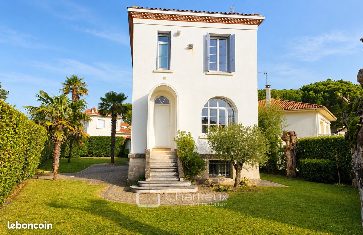 Maison 7 pièces 163 m² · à Royan · 163 m² · 896 000 €