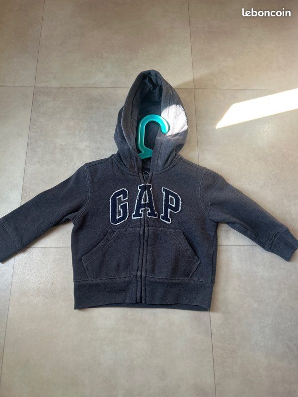 Gilet gap (image 1)