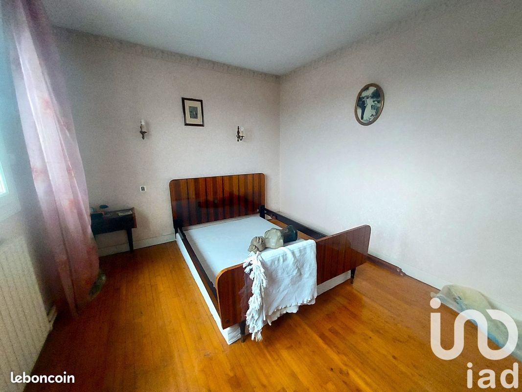 Maison de ville 6 pièces 130 m² - Ruelle-sur-Touvre 16600 (image principale 6)