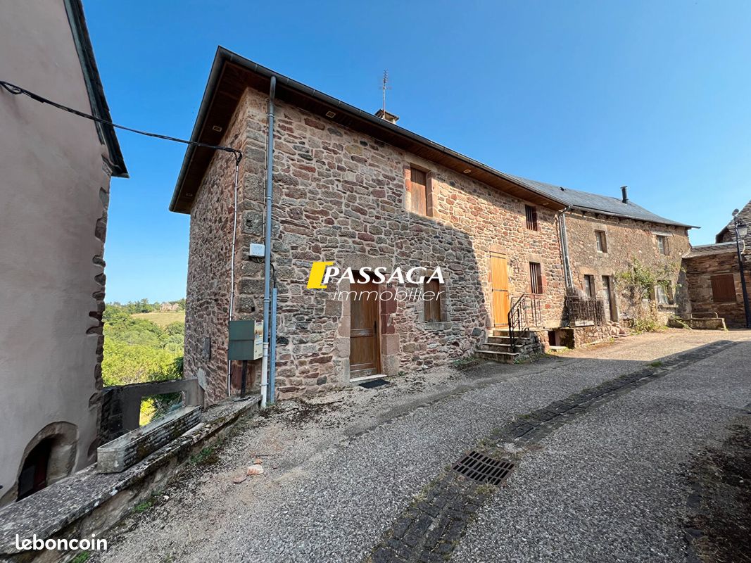 Immeuble 5 pièces 113 m² · à Lassouts · 113 m² · 149 000 €