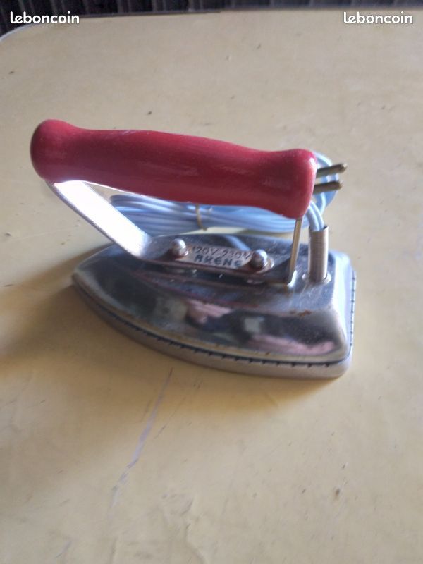Fer à repasser vintage en état de marche - France
