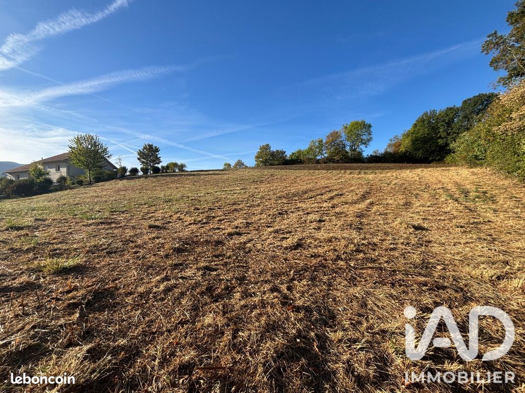Terrain 2013 m² · à Seyssel · 2 013 m² · 210 000 €