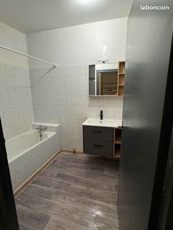 Appartement 3 pièces 88 m² · à Castelnaudary · 88 m² · 650 €