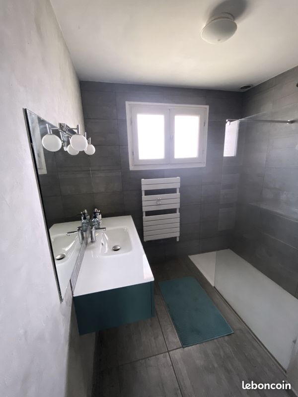 Maison 8 pièces 200 m² - Smarves 86240 (image principale 4)