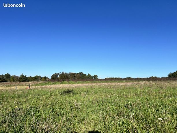 Terrain 1050 m² Saint-Nexans