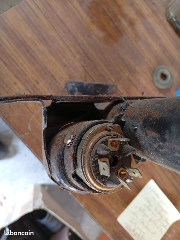 Neman Renault 8 et colonne (image 2)