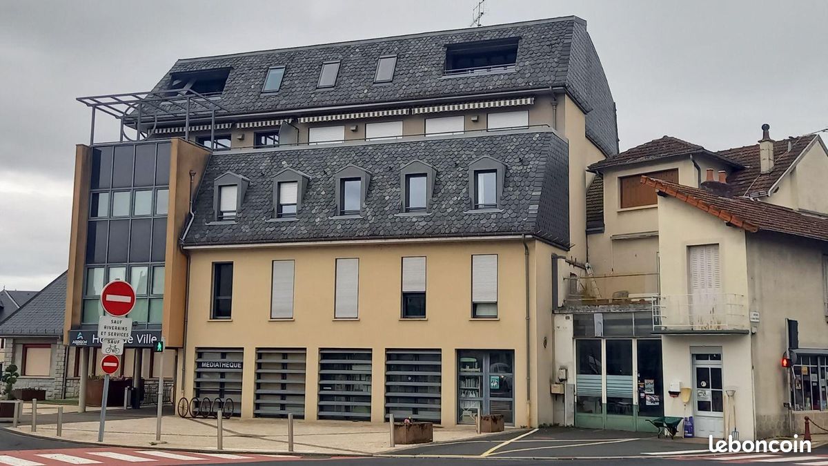 Appartement 84 m² · à Arpajon-sur-Cère · 84 m² · 148 400 €