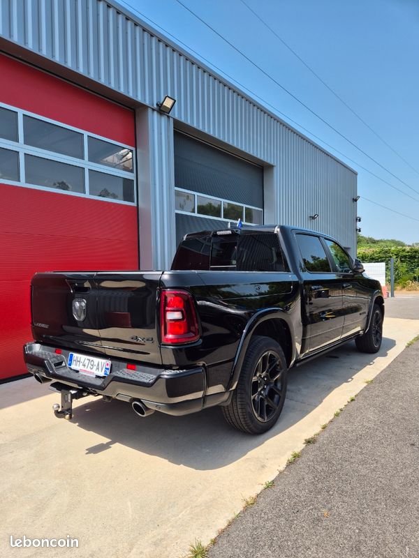 Dodge Ram 1500 L6 3L Laramie Air Night Edition 2025 NEUF (image 4)