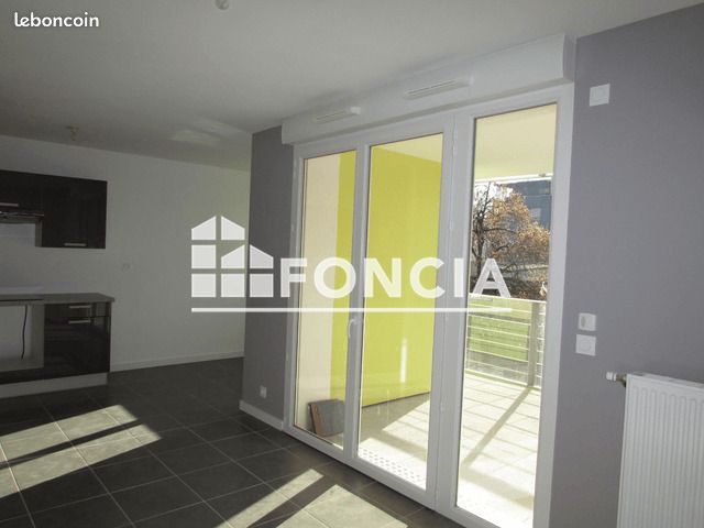 Appartement 3 pièces 60 m² · à Grenoble · 60 m² · 917 €