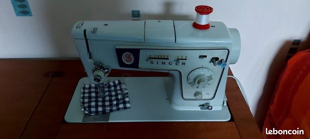 Machine à coudre Singer model 478 (image 1)