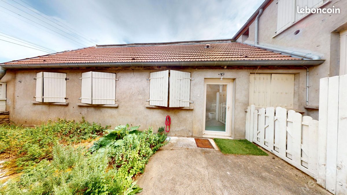 Maison 8 pièces 201 m² · à Couches · 201 m² · 213 900 €
