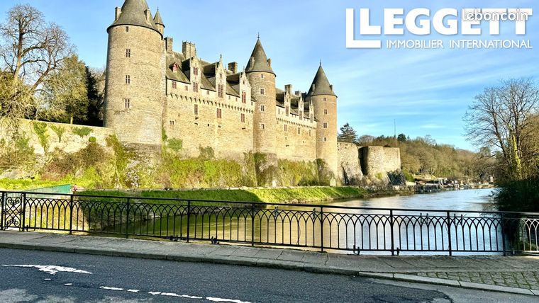 https://img.leboncoin.fr/api/v1/lbcpb1/images/1b/8f/1f/1b8f1f915d7c6cc6736aff531fefe45c3b19d6dc.jpg?rule=ad-image