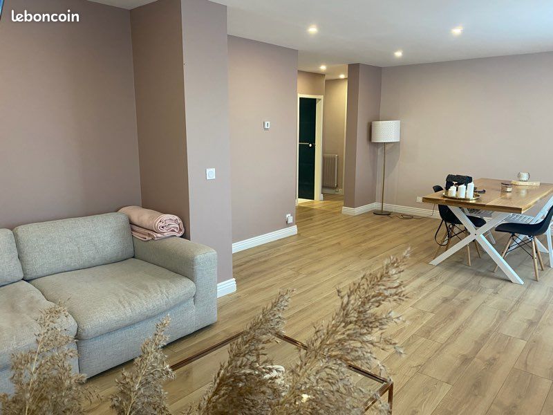 Appartement 3 pièces 75 m² · à Fontaine · 75 m² · 950 €/mois