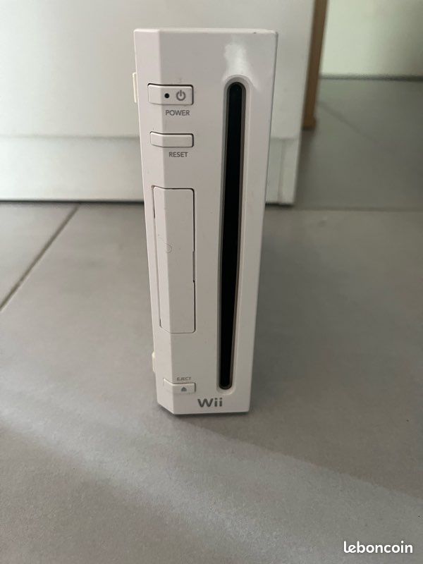 Wii avec accessoires (image 3)
