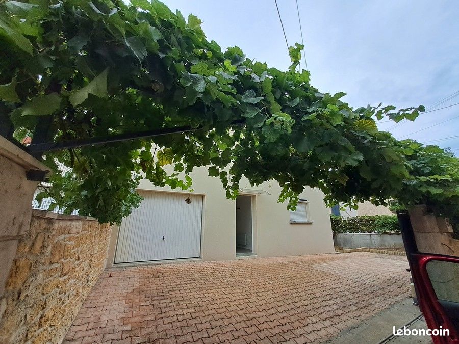 Maison 4 pièces 89 m² · à Cour-Et-Buis · 89 m² · 1 000 €/mois