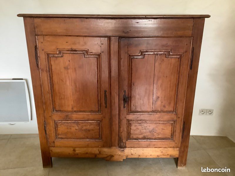 Buffet ancien (image 1)