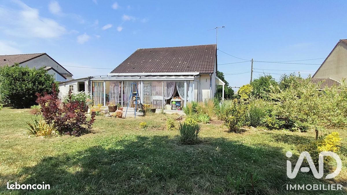 Maison 3 pièces 65 m² · à Villeneuve-sur-Fère · 65 m² · 130 000 €