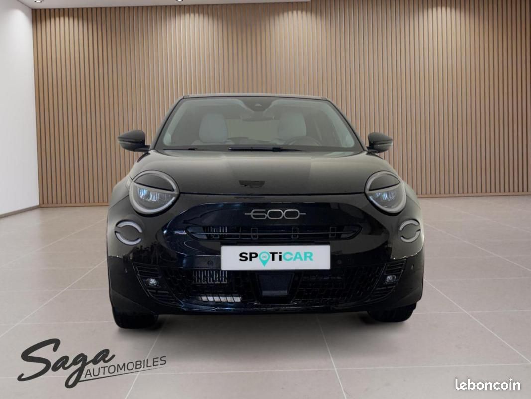 Fiat 600 1.2 Hybrid 100ch DCT6 La Prima (image 8)