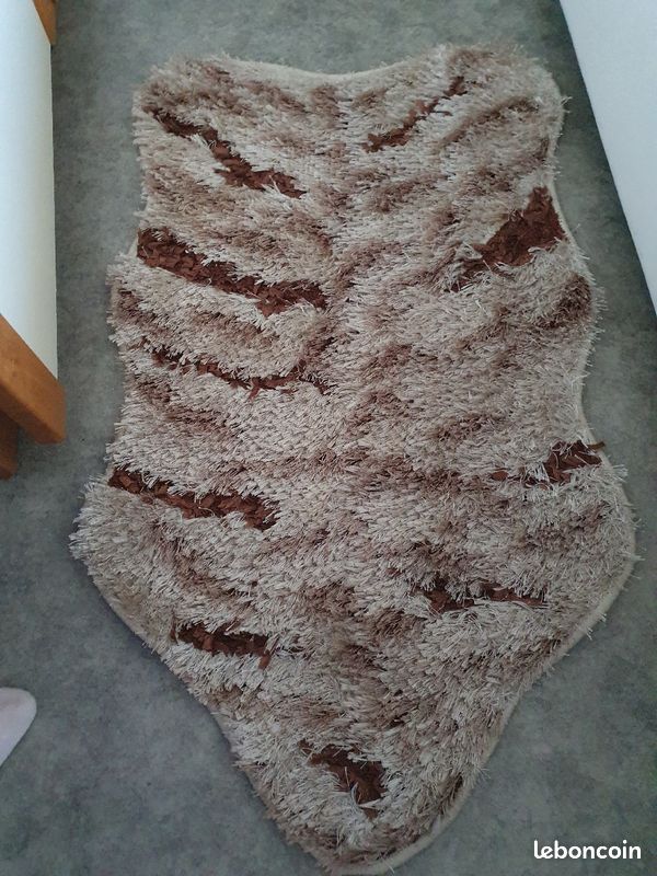 Tapis descend de lit (image 1)