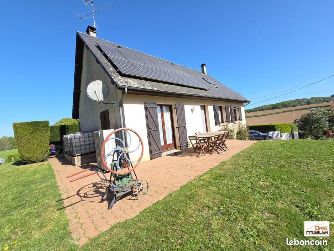 Maison 5 pièces 132 m² · à Saint-Priest-la-Feuille · 132 m² · 199 900 €