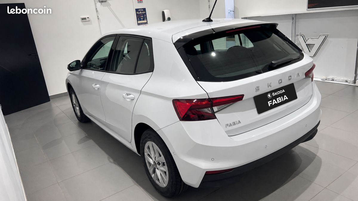 SKODA Fabia 1.0 TSI 116 ch EVO 2 DSG7 Selection (image 3)