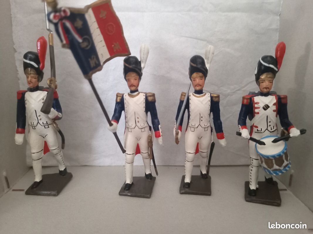 Lot Soldats De Plomb Anciens - Musiciens Et Napoléon - Collection état Brut