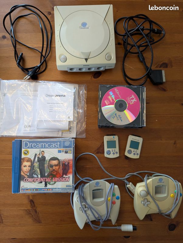 Console Sega Dreamcast + 1 manette + 1 Visual Memory - jouets rétro