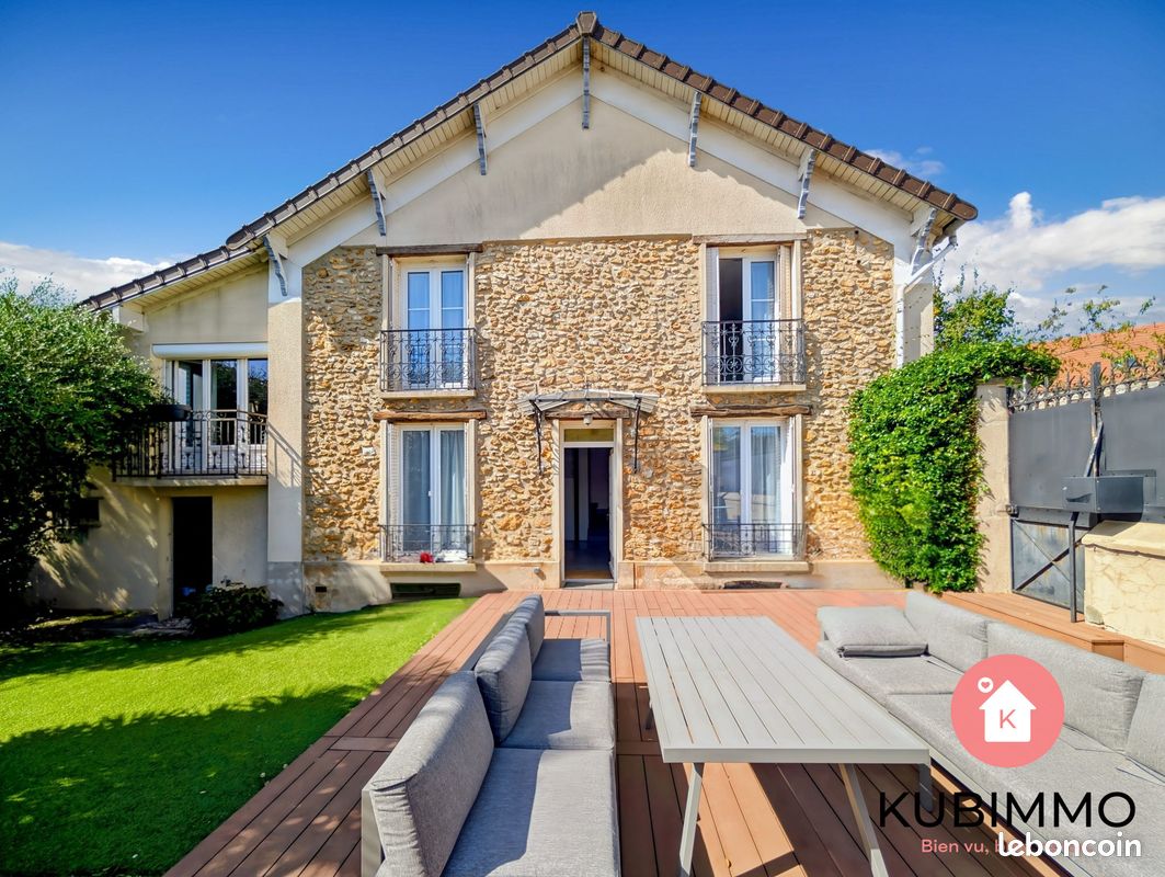 Maison 6 pièces 143 m² · à Montévrain · 143 m² · 460 000 €