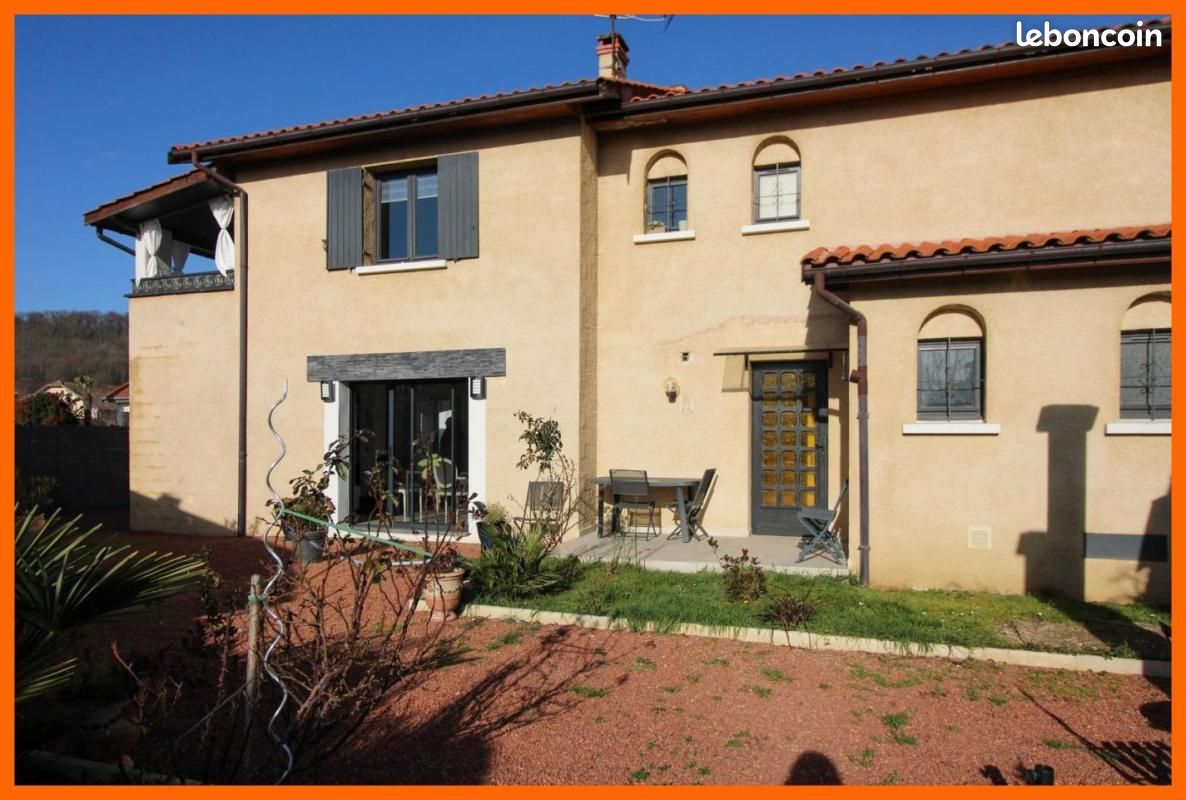 Maison 10 pièces 205 m² · à La Boisse · 205 m² · 630 000 €