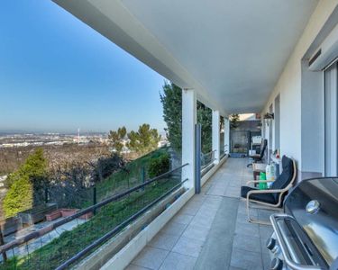Maison 170 000 € - 77 m²