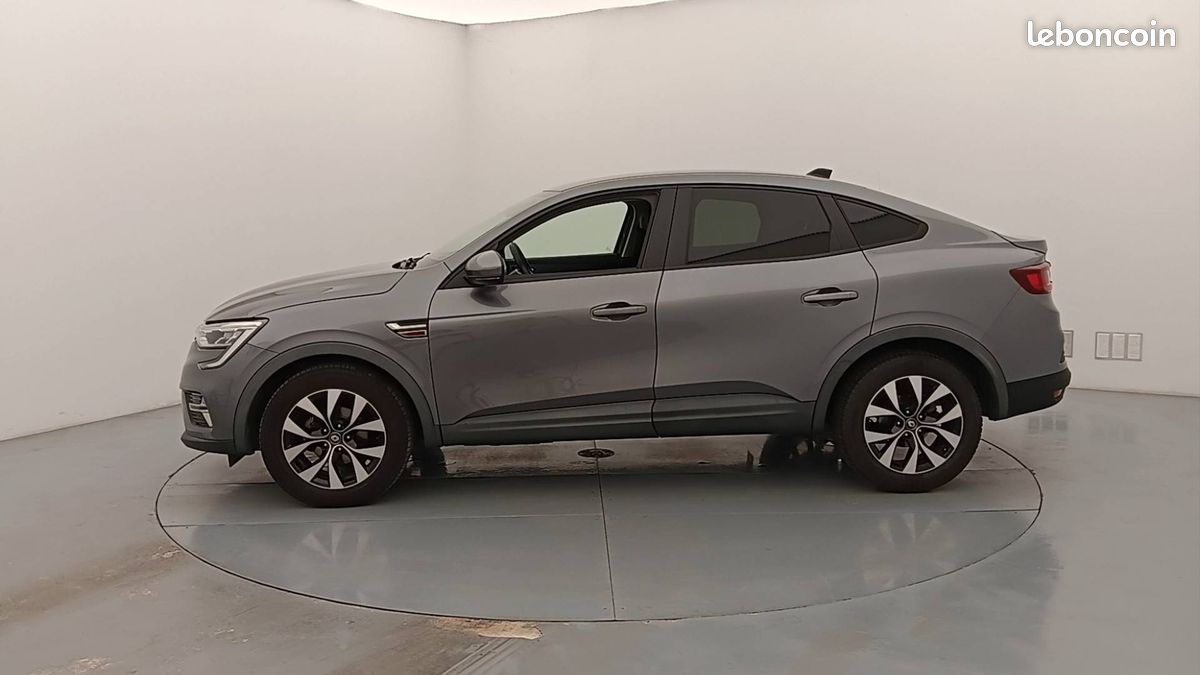 Renault arkana mild hybrid 140 edc fap 22 (image 8)