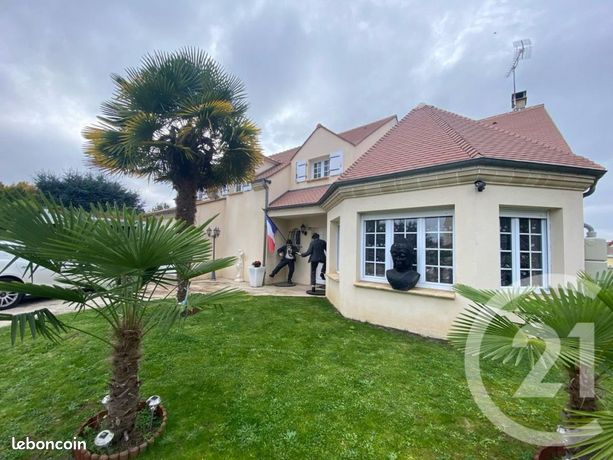 Pavillon 6 pièces 265 m²