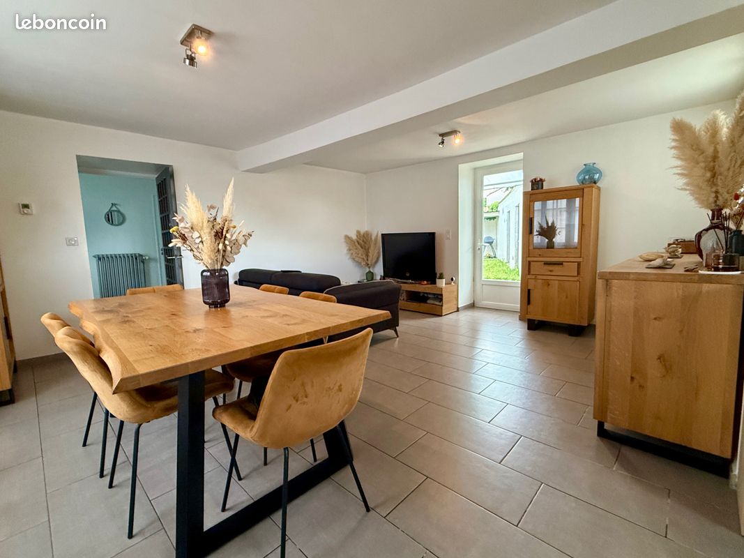 Maison 4 pièces 84 m² · à Mortagne-sur-Sèvre · 84 m² · 208 000 €
