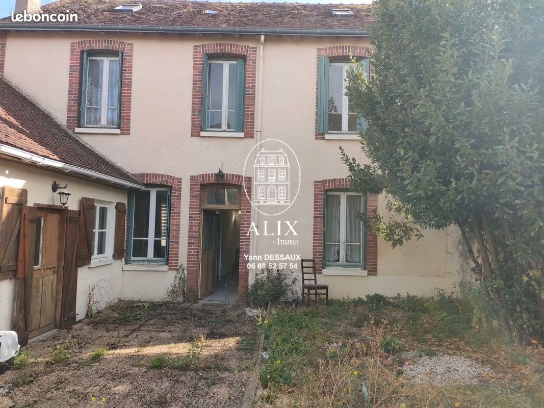 Maison 133 m² · à Cloyes-les-Trois-Rivières · 133 m² · 125 000 €