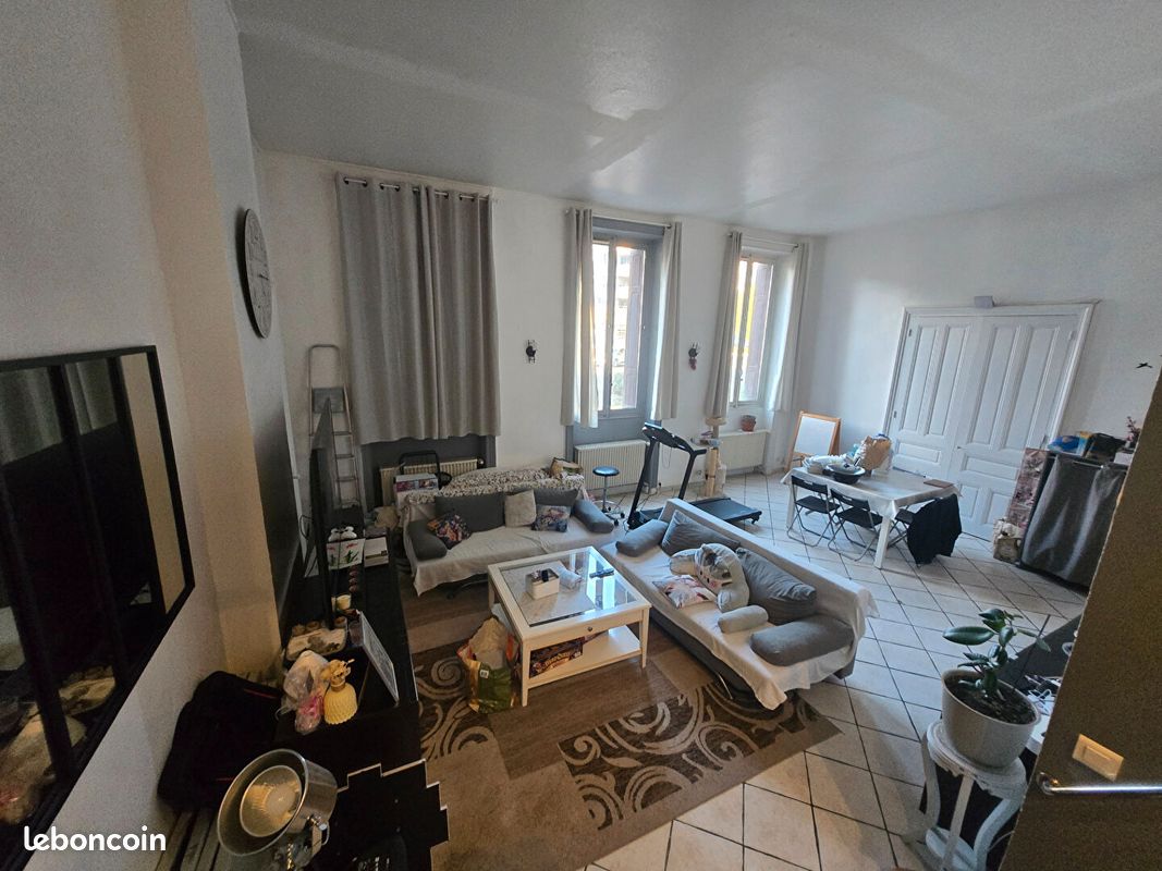 Appartement 5 pièces 126 m² · à Rive-de-Gier · 126 m² · 145 000 €