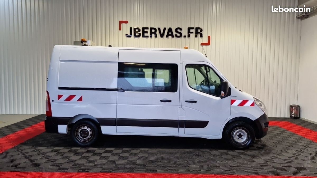 Renault Master CABINE APPROFONDIE L2H2 3.5t 2.3 dci 130 GD CONFORT 7 Places (image 9)