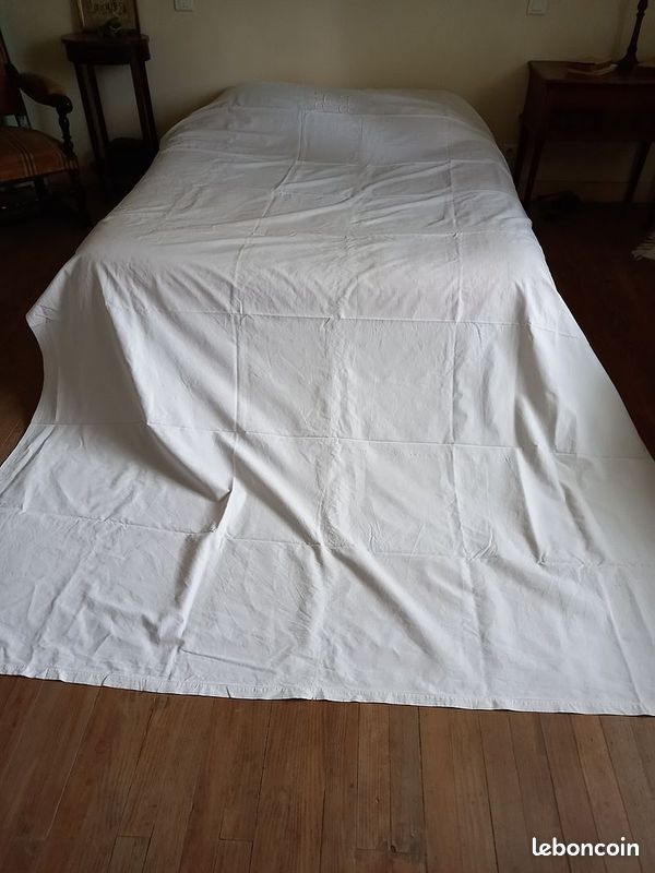 drap ancien en brodé Brodé de fleurs monogramme RR retour 70 cm 2,80 x