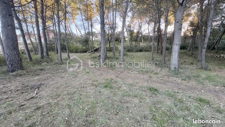 Terrain 880 m² Rognac