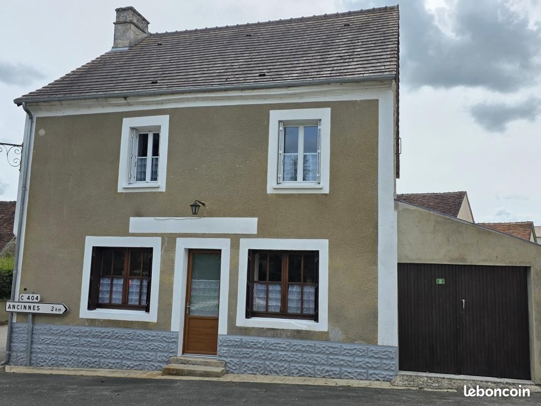 Maison 4 pièces 100 m² · à Livet-en-Saosnois · 100 m² · 92 650 €