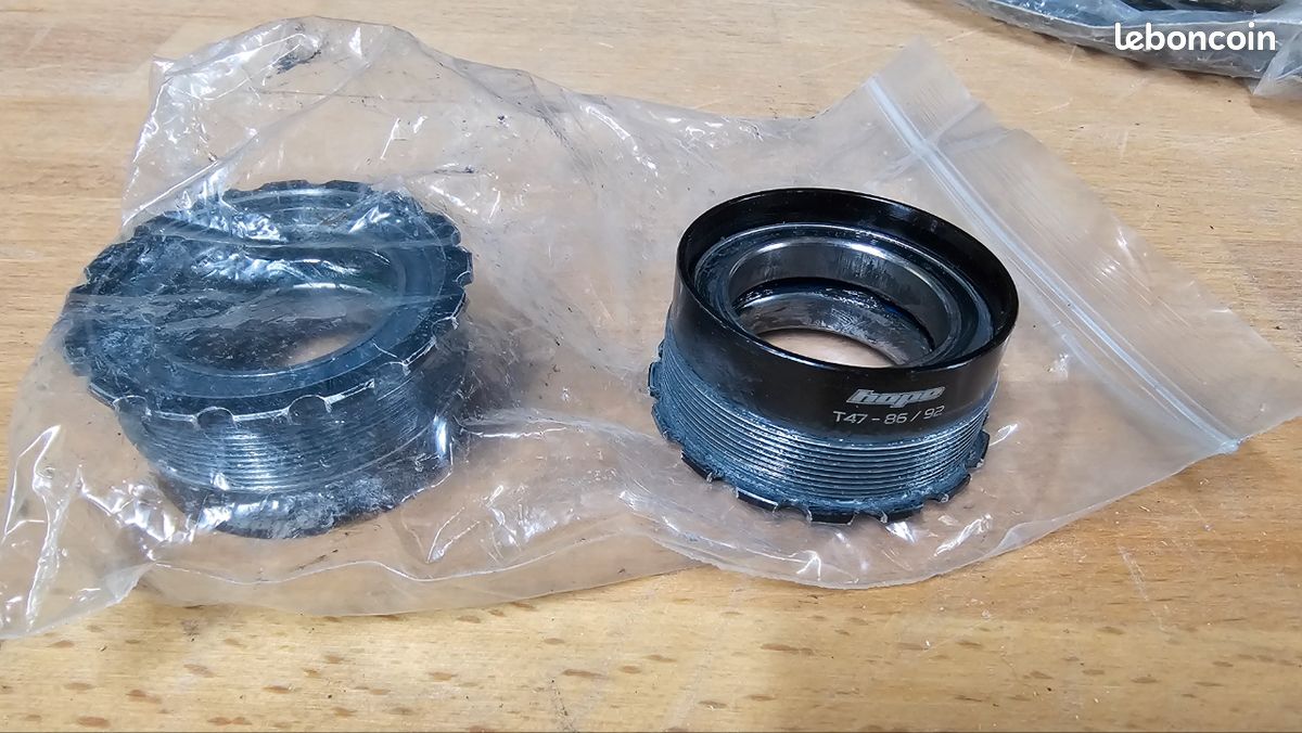 Lot De 4 Cache-poussière Pour Pédalier Vélo – Diamètre D’installation 21 Mm, Noir, Compatible Avec La Plupart Des Manivelles
