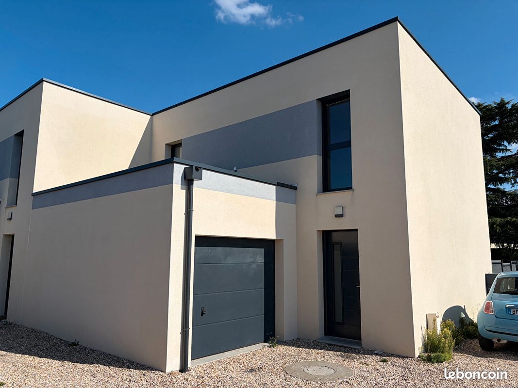 Maison 4 pièces 83 m² · à Ymare · 83 m² · 1 100 €/mois