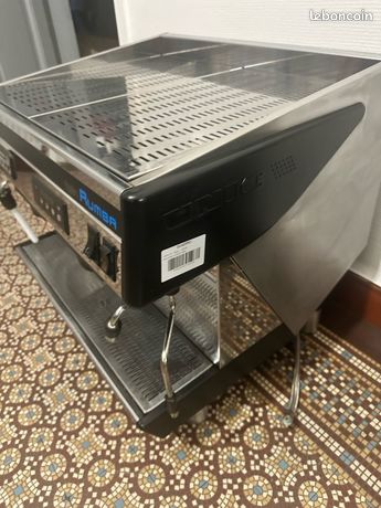 MACHINE À CAFÉ Conti X One 2 Groupes EUR 1.200,00 - FR