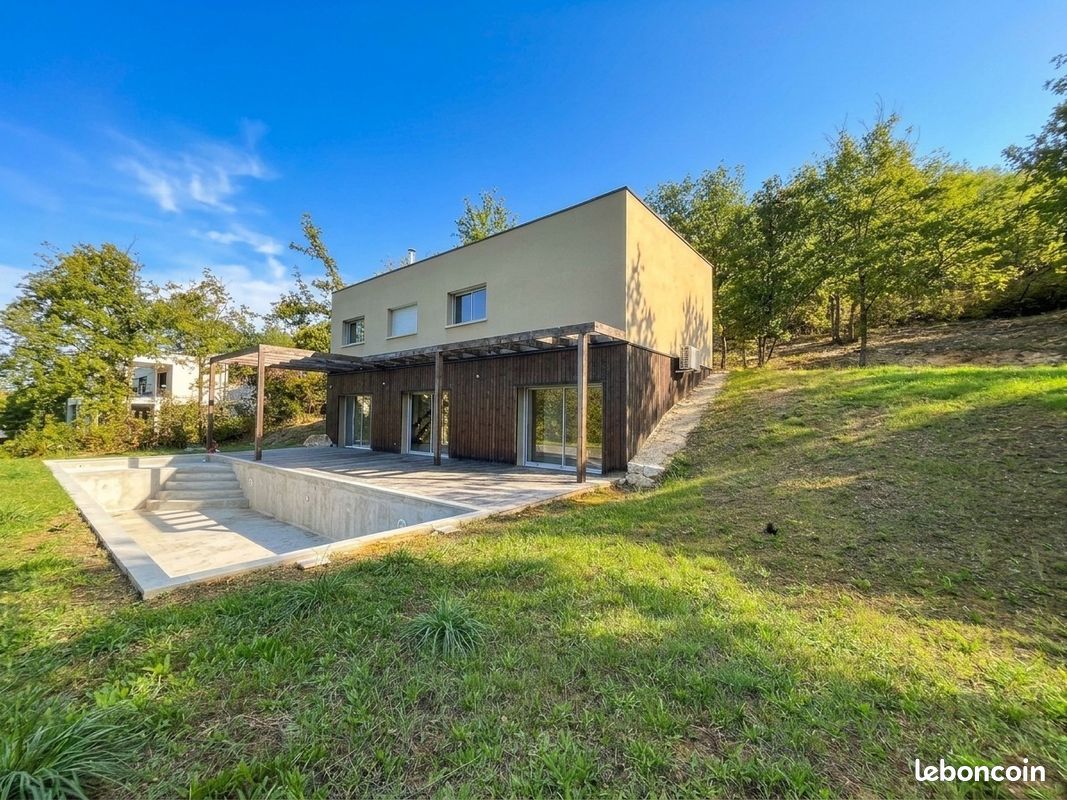 Maison 5 pièces 124 m² · à Puy-l'Évêque · 124 m² · 299 700 €